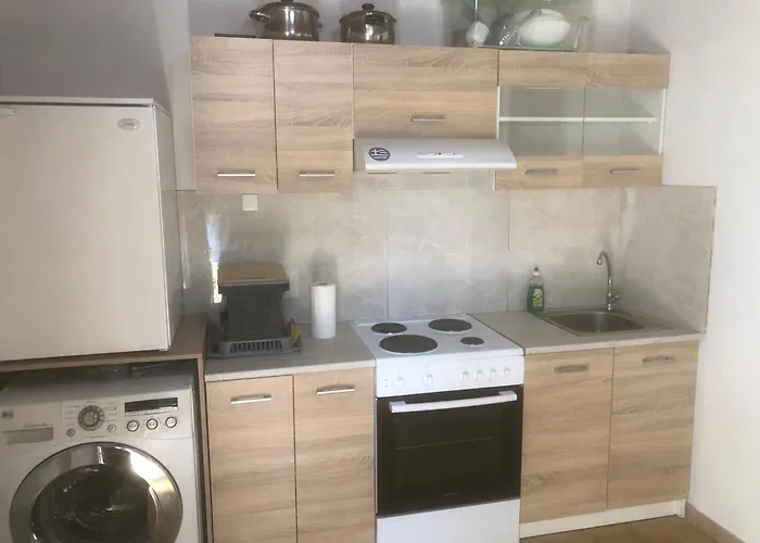 Barreira Beachfront 5 Daire Kalamata