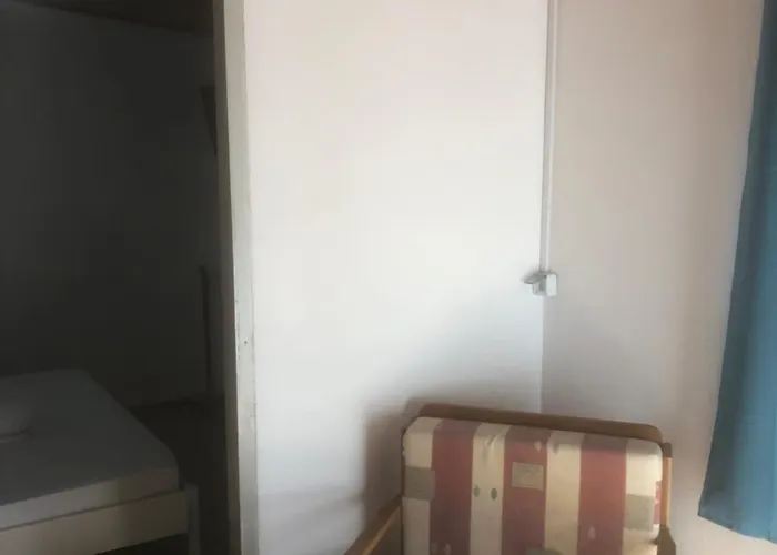 Barreira Beachfront 5 Daire Kalamata