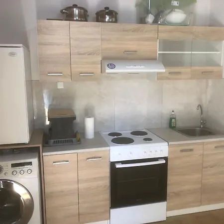 Barreira Beachfront 5 Апартаменты Каламата